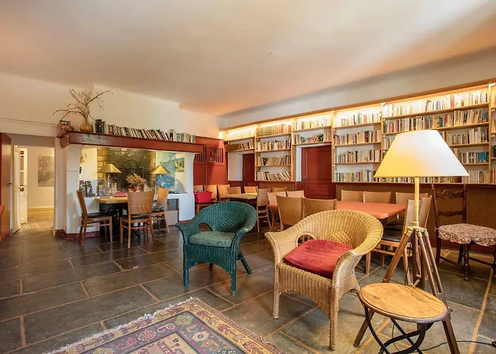 L'auberge Du Cedre Lauret (Herault)